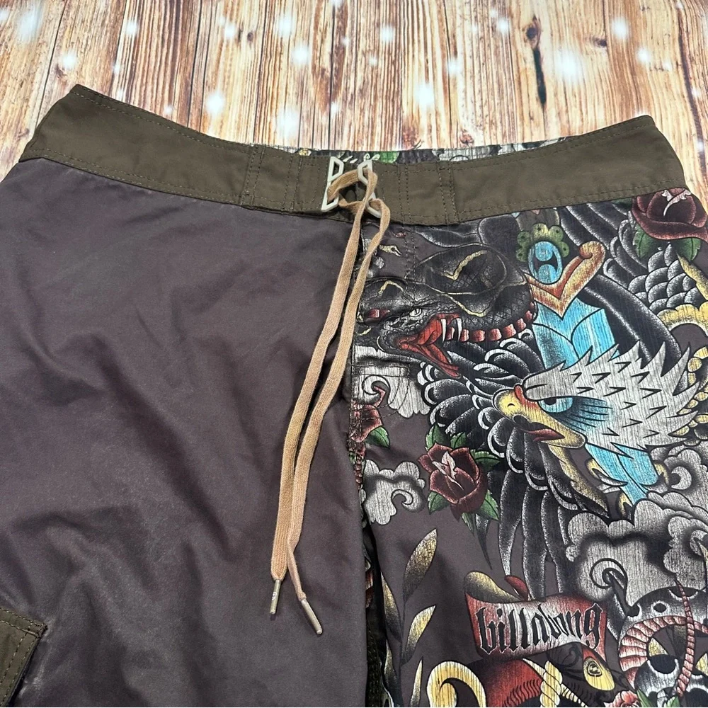 Y2K Billabong Board Shorts Snake/Eagle/Skull Tattoo Print Men's Size 38